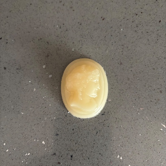 Never used Trudon Arosa Scented Wax Cameo - Picture 4 of 4